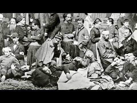 Dieses Video ist eventuell für einige Nutzer unangemessen.  Ich habe das verstanden und möchte fortfahren Das Humanitäre Völkerrecht - ein universeller Code (1/2)